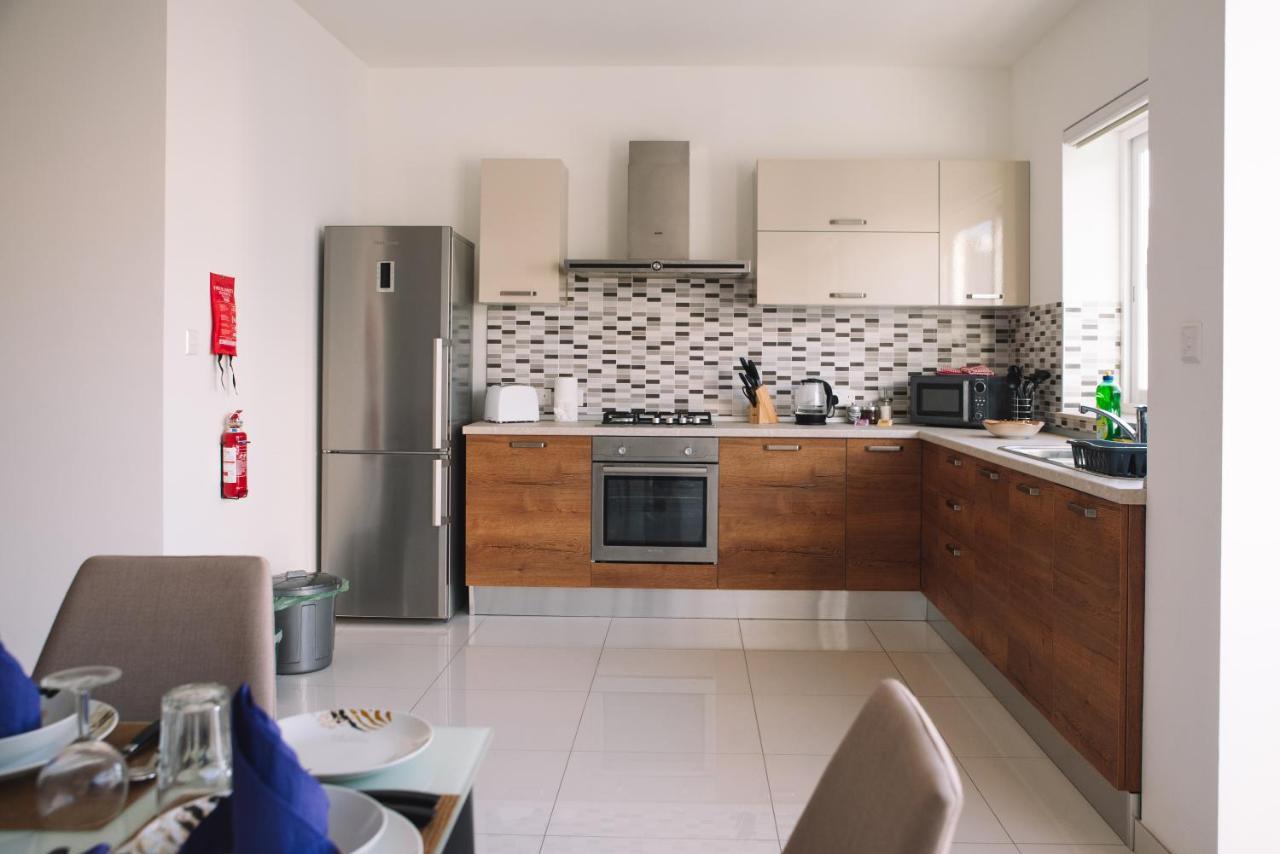 Modern 3 Bedroom With Ac Apartment Żabbar Esterno foto